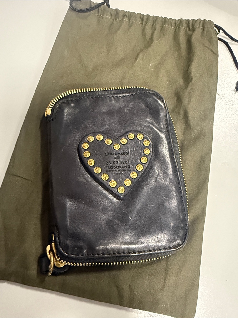 Campomaggi Black Leather Heart-Stud Zip Wallet with Gold Accents